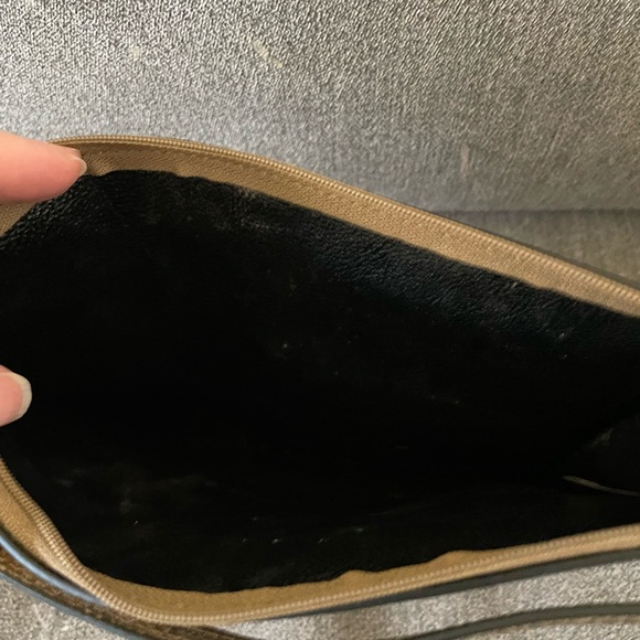 Calvin Klein Beige Leather Pouch - Picture 3 of 3